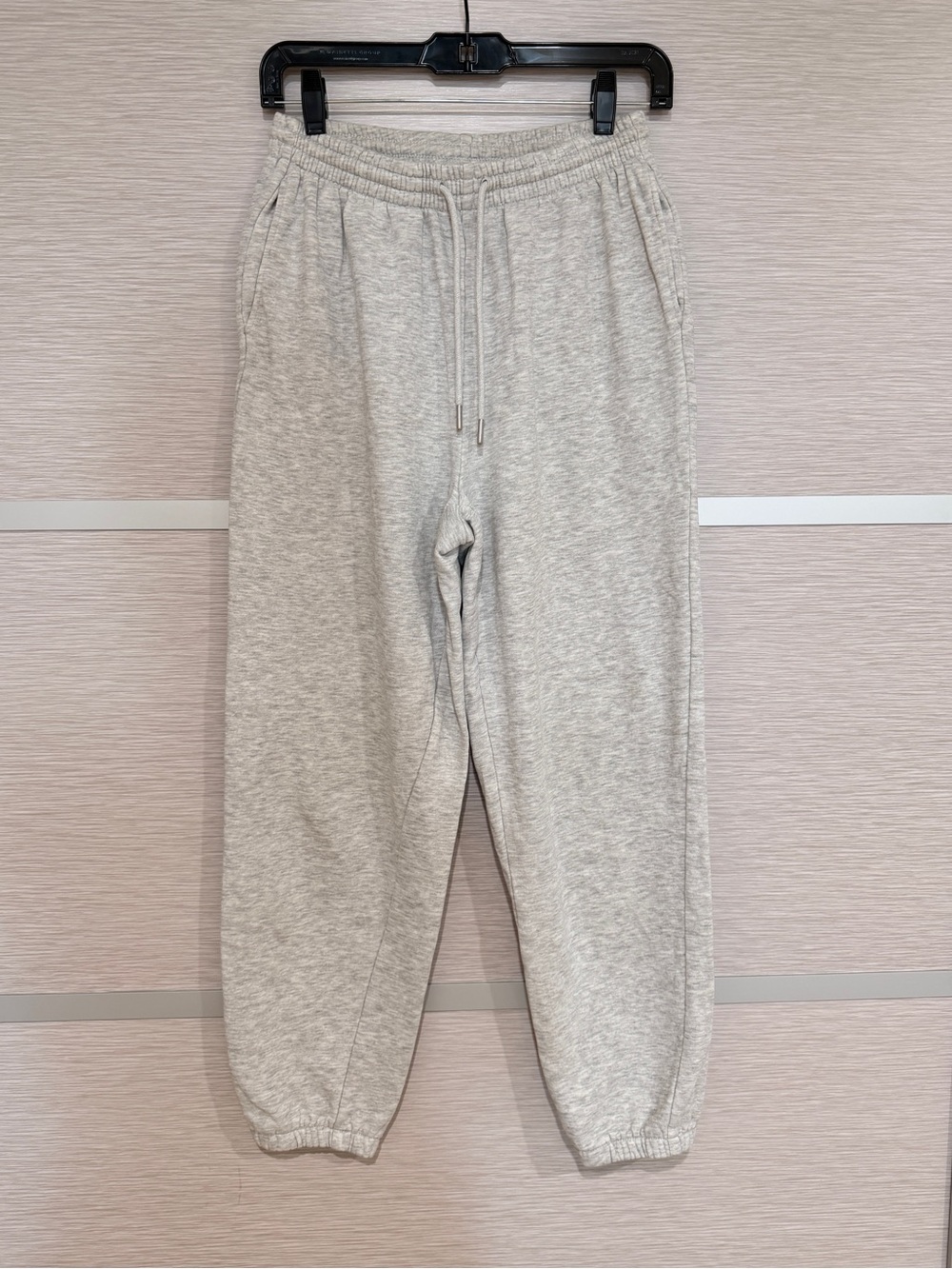 H&M Gray Sweatpants in size Small
